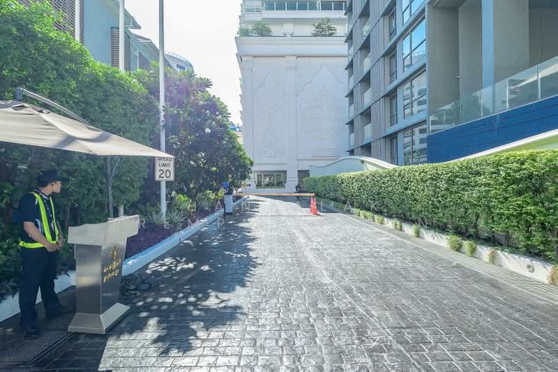 Le Raffine Sukhumvit 39, Bangkok, Soi Sukhumvit 39, Khlong Tan Nua, Watthana, Bangkok, 3 Bedrooms, 237 sqm, Condo For Rent, by Thanyalak Premputtiphan, 500275019 - DDproperty.com