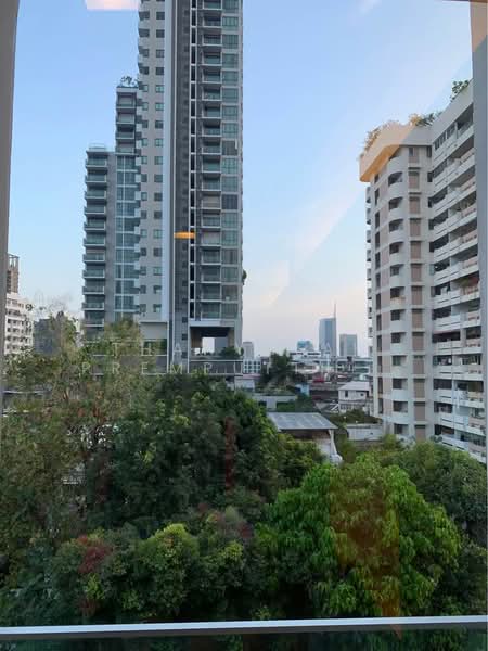 Liv @ 49, Bangkok, 9 Sukhumvit 49 Rd, Khlong Tan Nua, Watthana, Bangkok, 1 Bedroom, 39 sqm, Condo For Rent, by Thanyalak Premputtiphan, 500275029 - DDproperty.com