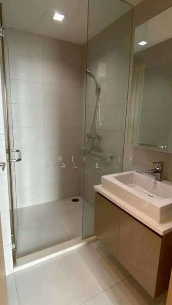 Siri At Sukhumvit, Bangkok, 902 Sukhumvit Road, Phra Kanong, Khlong Toei, Bangkok, 2 Bedrooms, 70 sqm, Condo For Rent, by Forty-Six Real Estate Group, 500275042 - DDproperty.com