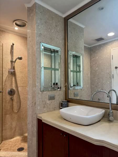 Baan Siriruedee, Bangkok, Ploenchit, Lumphini, Pathum Wan, Bangkok, 2 Bedrooms, 87 sqm, Condo For Rent, by Vichai  Annavakulthorn, 500275046 - DDproperty.com