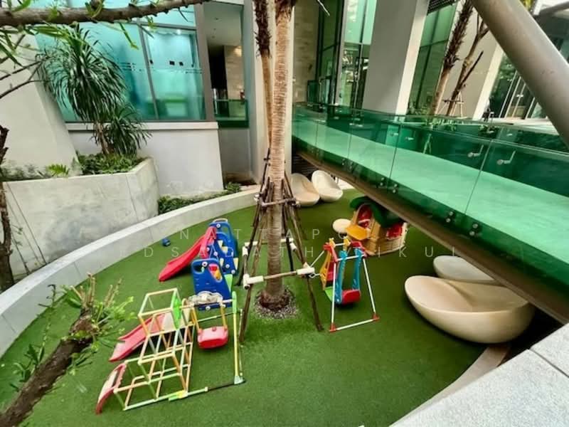 Rhythm Sukhumvit 42, Bangkok, Soi Sukhumvit 42, Sukhumvit Road, Phra Kanong, Khlong Toei, Bangkok, 1 Bedroom, 45 sqm, Condo For Rent, by Nattapol Jedsadathitikul, 500275048 - DDproperty.com