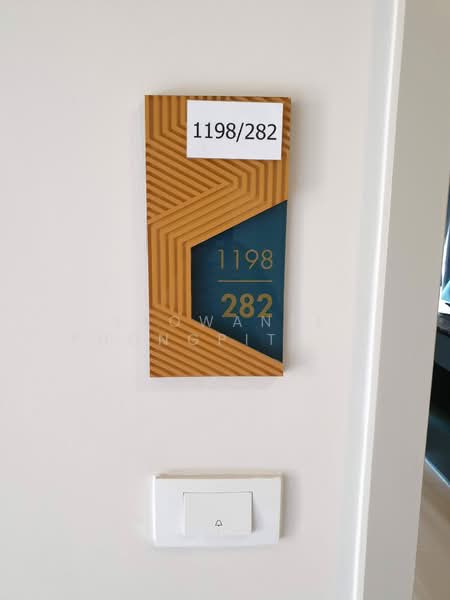 The Base Sukhumvit 50, Bangkok, Soi Roem Charoen 1, Sukhumvit 50 Road, Phra Kanong, Khlong Toei, Bangkok, 1 Bedroom, 26 sqm, Condo For Sale, by Saowanee Phongpitayanan, 500275060 - DDproperty.com