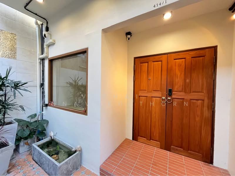 1-BR House, Bangkok, Khlong Toei, Khlong Toei, Bangkok, 1 Bedroom, 47 sqm, Single Detached House For Rent, by Vichai  Annavakulthorn, 500275064 - DDproperty.com