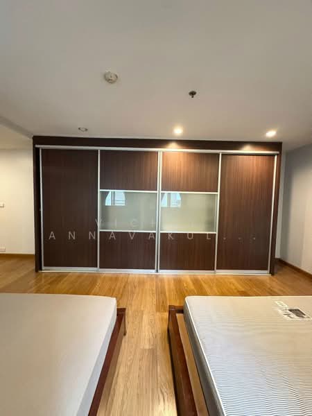 Wattana Suite, Bangkok, Soi Sukhumvit 15, Khlongtoei Nua, Watthana, Bangkok, 3 Bedrooms, 140 sqm, Condo For Rent, by Vichai  Annavakulthorn, 500275069 - DDproperty.com