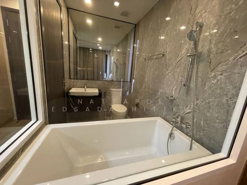 ASHTON Asoke, Bangkok, 131 Asoke Montri Road, Khlongtoei Nua, Watthana, Bangkok, 2 Bedrooms, 65 sqm, Condo For Rent, by Nattapol Jedsadathitikul, 500275118 - DDproperty.com