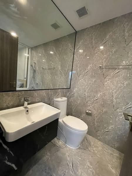 ASHTON Asoke, Bangkok, 131 Asoke Montri Road, Khlongtoei Nua, Watthana, Bangkok, 2 Bedrooms, 65 sqm, Condo For Rent, by Nattapol Jedsadathitikul, 500275118 - DDproperty.com