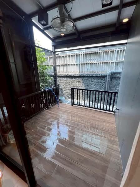 7-BR Villa, Bangkok, Phra Kanong Nua, Watthana, Bangkok, 7 Bedrooms, 349 sqm, Villa For Rent, by Vichai  Annavakulthorn, 500275156 - DDproperty.com