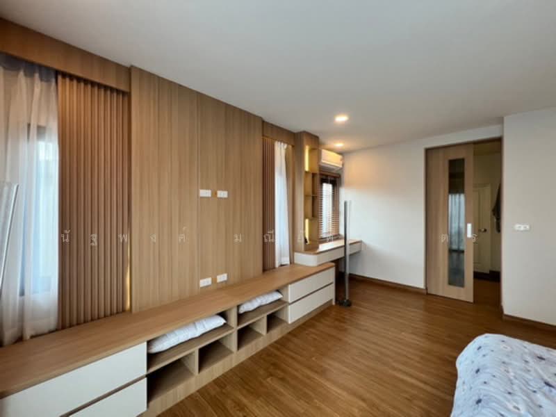 CENTRO Thawiwatthana, Bangkok, Soi Thawiwatthana 1, Thawiwatthana Road, Nong Kang Plu, Nong Khaem, Bangkok, 5 Bedrooms, 380 sqm, Single Detached House For Rent, by นัฐพงค์ มณีอัครเนตร, 500275157 - DDproperty.com