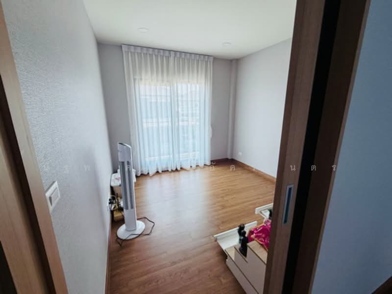 CENTRO Thawiwatthana, Bangkok, Soi Thawiwatthana 1, Thawiwatthana Road, Nong Kang Plu, Nong Khaem, Bangkok, 5 Bedrooms, 380 sqm, Single Detached House For Rent, by นัฐพงค์ มณีอัครเนตร, 500275157 - DDproperty.com