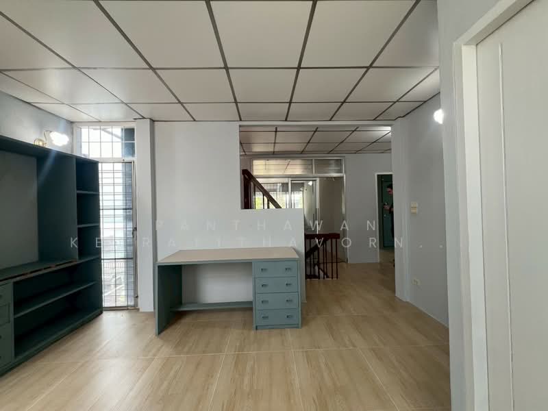 บ้านเดี่ยว 2 ชั้น ทำเลอารีย์ ซอยอารีย์สัมพันธ์, Bangkok, Phaya Thai, Phaya Thai, Bangkok, 4 Bedrooms, 220 sqm, Single Detached House For Rent, by Panthawan Keeratithavornanan, 500275166 - DDproperty.com