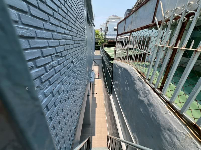 บ้านเดี่ยว 2 ชั้น ทำเลอารีย์ ซอยอารีย์สัมพันธ์, Bangkok, Phaya Thai, Phaya Thai, Bangkok, 4 Bedrooms, 220 sqm, Single Detached House For Rent, by Panthawan Keeratithavornanan, 500275166 - DDproperty.com