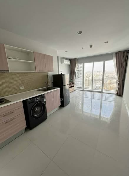 The Mark Ratchada-Airport Link, Bangkok, Chaturathit Road, Makkasan, Ratchathewi, Bangkok, 2 Bedrooms, 56 sqm, Condo For Rent, by Nattapol Jedsadathitikul, 500275174 - DDproperty.com