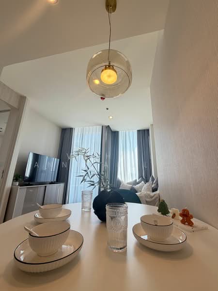 Noble Form Thonglor, Bangkok, Sukhumvit 55, Khlong Tan Nua, Watthana, Bangkok, 2 Bedrooms, 53 sqm, Condo For Rent, by Vichai  Annavakulthorn, 500275207 - DDproperty.com
