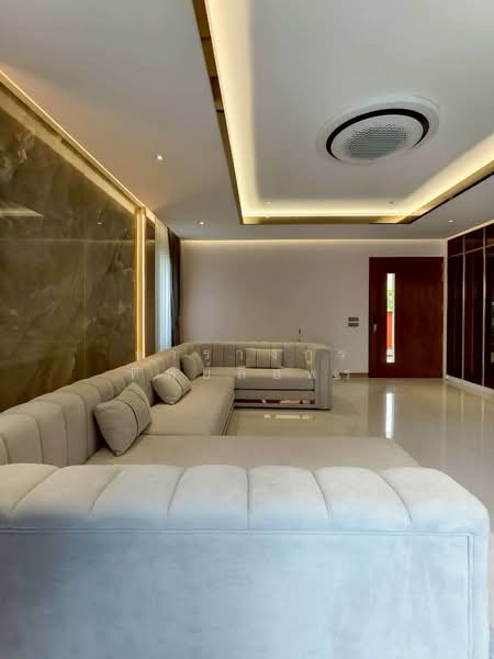 บ้านเดี่ยว ในซอยรามอินทรา57, Bangkok, รามอินทรา, Tha Rang, Bang Khen, Bangkok, 4 Bedrooms, 444 sqm, Single Detached House For Sale, by ธารางกูร ทิพย์ลือพร, 500275250 - DDproperty.com