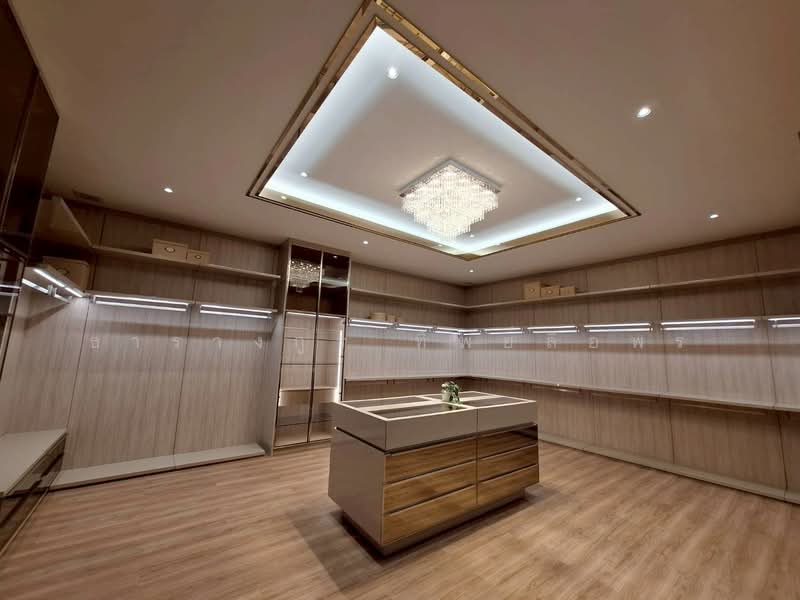 บ้านเดี่ยว ในซอยรามอินทรา57, Bangkok, รามอินทรา, Tha Rang, Bang Khen, Bangkok, 4 Bedrooms, 444 sqm, Single Detached House For Sale, by ธารางกูร ทิพย์ลือพร, 500275250 - DDproperty.com