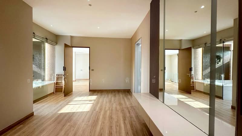 บ้านเดี่ยว ในซอยรามอินทรา57, Bangkok, รามอินทรา, Tha Rang, Bang Khen, Bangkok, 4 Bedrooms, 444 sqm, Single Detached House For Sale, by ธารางกูร ทิพย์ลือพร, 500275250 - DDproperty.com