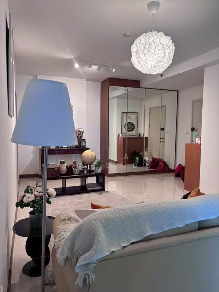 Supalai Park Ekkamai-Thonglor, Bangkok, Petchaburi Road, Bang Kapi, Huai Khwang, Bangkok, 2 Bedrooms, 82 sqm, Condo For Rent, by Thiya​ Chaysabut, 500275253 - DDproperty.com