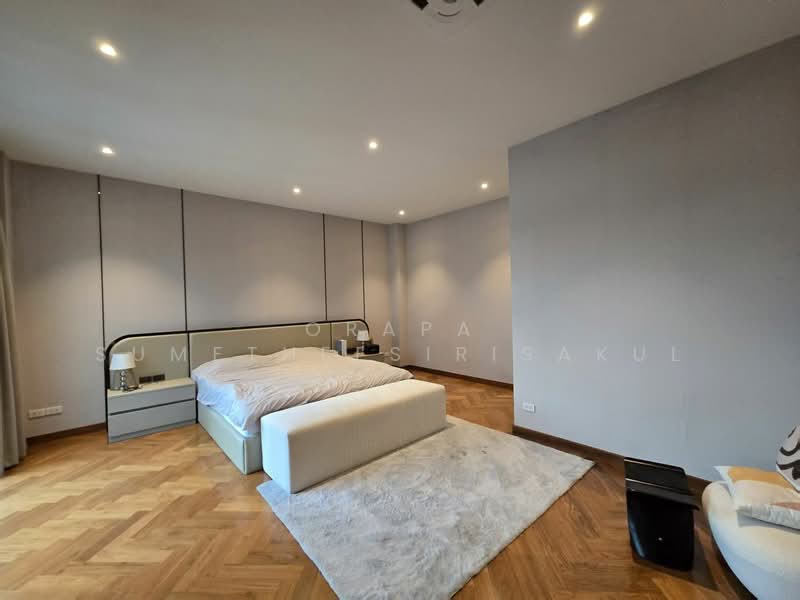 4-BR Villa, Bangkok, Phra Kanong Nua, Watthana, Bangkok, 4 Bedrooms, 550 sqm, Villa For Rent, by Orapa Sumetheesirisakul, 500275307 - DDproperty.com