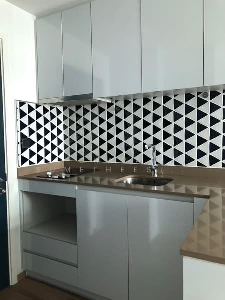 Maestro 01 Sathorn-Yenakat, Bangkok, 14 Yen Akat Road, Thung Maha Mek, Sathon, Bangkok, 1 Bedroom, 34 sqm, Condo For Rent, by Orapa Sumetheesirisakul, 500275318 - DDproperty.com