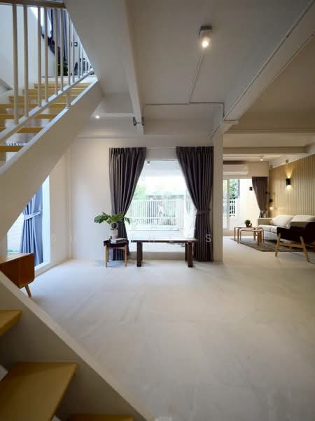 3-BR House, Bangkok, Phra Kanong Nua, Watthana, Bangkok, 3 Bedrooms, 204 sqm, Single Detached House For Rent, by Orapa Sumetheesirisakul, 500275370 - DDproperty.com