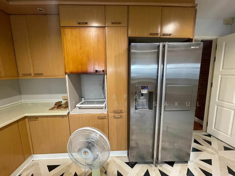 Fairview Tower, Bangkok, 40 Soi Sukhumvit 18, Khlong Toei, Khlong Toei, Bangkok, 5 Bedrooms, 650 sqm, Condo For Rent, by Orapa Sumetheesirisakul, 500275388 - DDproperty.com