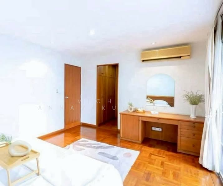 Ma Peng Seng Apartment, Bangkok, Soi Sukhumvit 31, Khlongtoei Nua, Watthana, Bangkok, 3 Bedrooms, 240 sqm, Apartment For Rent, by Vichai  Annavakulthorn, 500275486 - DDproperty.com