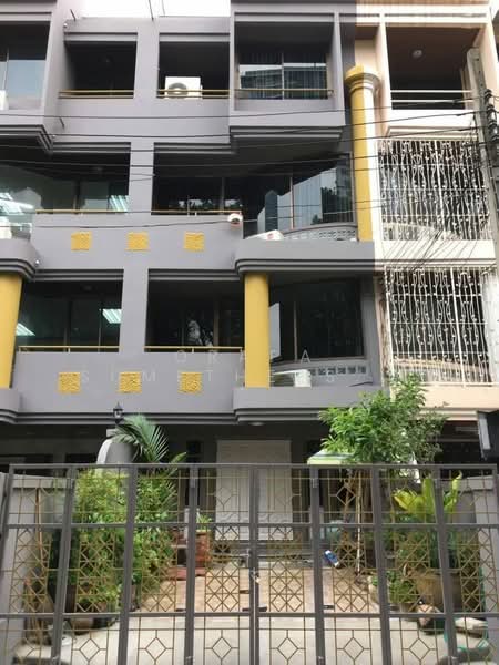 ทาวน์เฮ้าส์ 5-ห้องนอน, กรุงเทพ, คลองสาน, คลองสาน, กรุงเทพ, 400 ตร.ม., ทาวน์เฮ้าส์ ให้เช่า, โดย Orapa Sumetheesirisakul, 500275495 - DDproperty.com