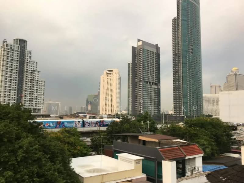 5-BR Townhouse, Bangkok, Khlong San, Khlong San, Bangkok, 5 Bedrooms, 400 sqm, Townhouse For Rent, by Orapa Sumetheesirisakul, 500275495 - DDproperty.com