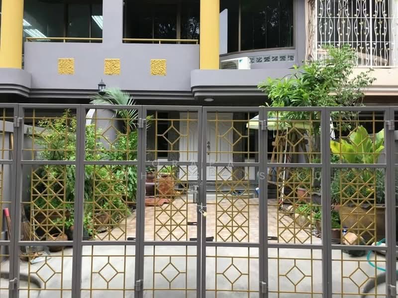 5-BR Townhouse, Bangkok, Khlong San, Khlong San, Bangkok, 5 Bedrooms, 400 sqm, Townhouse For Rent, by Orapa Sumetheesirisakul, 500275495 - DDproperty.com