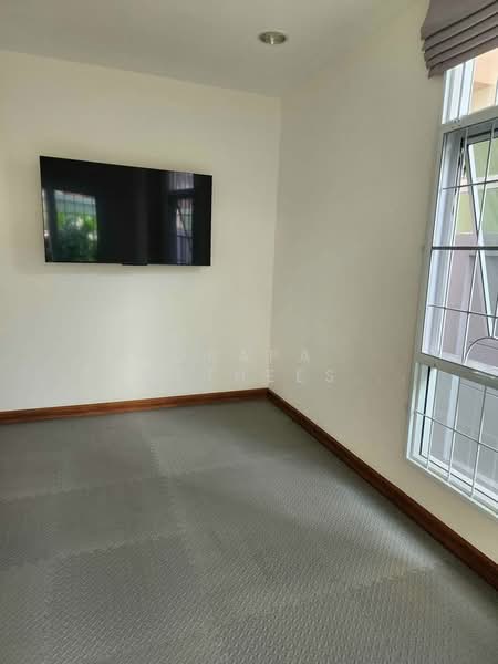 3-BR House, Bangkok, Bang Chak, Phra Khanong, Bangkok, 3 Bedrooms, 204 sqm, Single Detached House For Rent, by Orapa Sumetheesirisakul, 500275511 - DDproperty.com