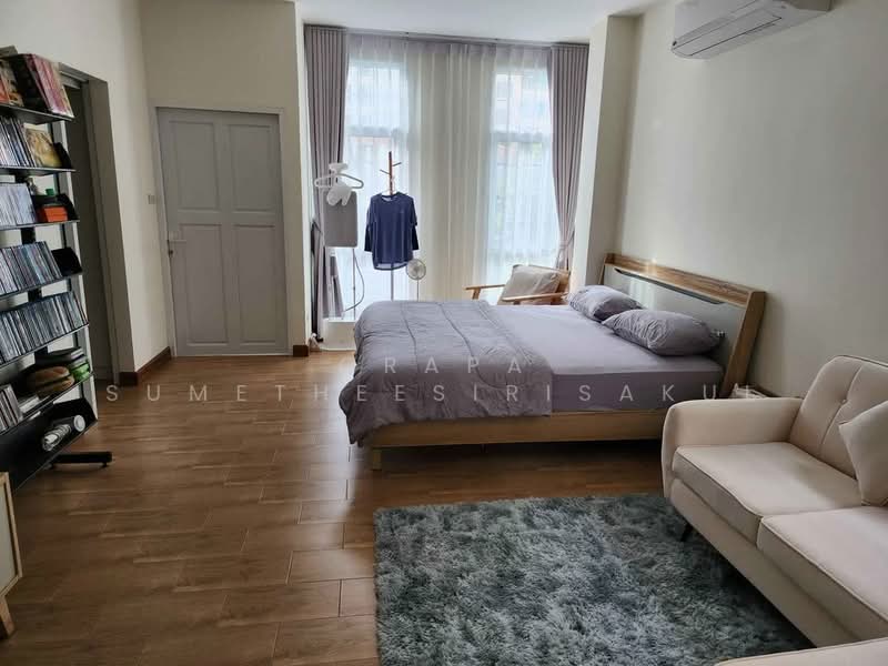 3-BR House, Bangkok, Bang Chak, Phra Khanong, Bangkok, 3 Bedrooms, 204 sqm, Single Detached House For Rent, by Orapa Sumetheesirisakul, 500275511 - DDproperty.com