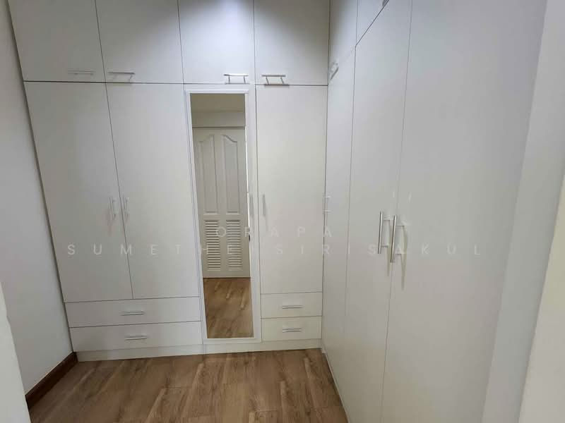 3-BR House, Bangkok, Bang Chak, Phra Khanong, Bangkok, 3 Bedrooms, 204 sqm, Single Detached House For Rent, by Orapa Sumetheesirisakul, 500275511 - DDproperty.com