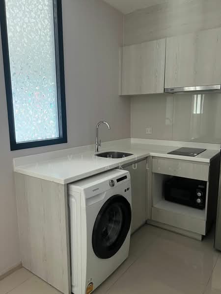 Life Asoke, Bangkok, Asoke-Dindang Road, Bang Kapi, Huai Khwang, Bangkok, 1 Bedroom, 34 sqm, Condo For Rent, by Vichai  Annavakulthorn, 500275512 - DDproperty.com