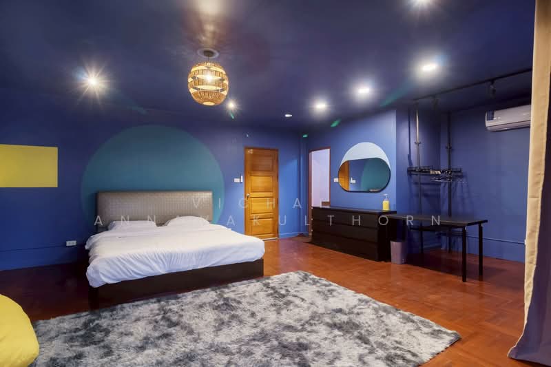 5-BR Townhouse, Bangkok, Khlong Tan Nua, Watthana, Bangkok, 5 Bedrooms, 400 sqm, Townhouse For Rent, by Vichai  Annavakulthorn, 500275536 - DDproperty.com