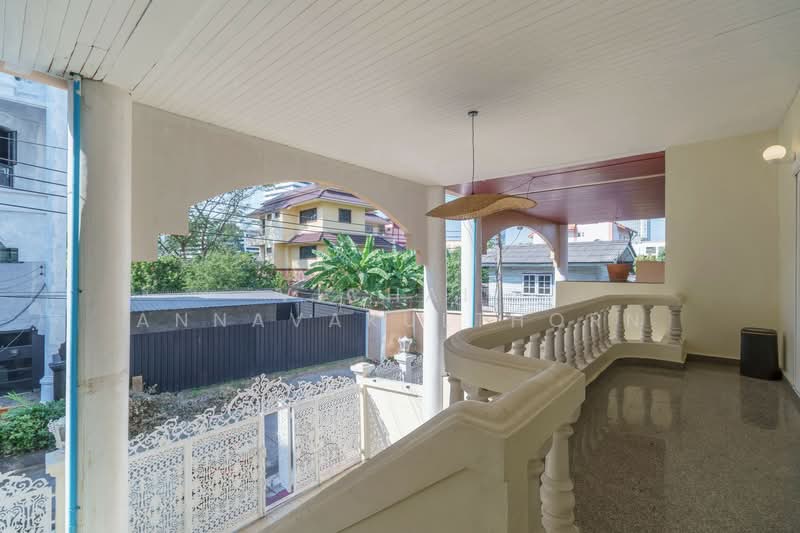 5-BR Townhouse, Bangkok, Khlong Tan Nua, Watthana, Bangkok, 5 Bedrooms, 400 sqm, Townhouse For Rent, by Vichai  Annavakulthorn, 500275536 - DDproperty.com