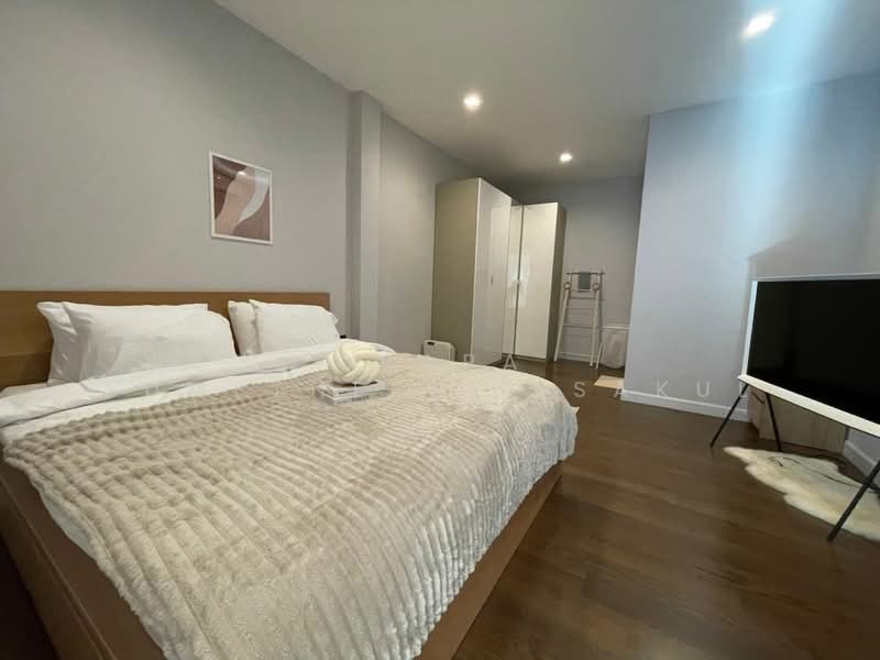 The Gentry Sukhumvit 101, Bangkok, Soi Sukhumvit 101, Sukhumvit Road, Bang Chak, Phra Khanong, Bangkok, 3 Bedrooms, 390 sqm, Single Detached House For Rent, by Orapa Sumetheesirisakul, 500275538 - DDproperty.com