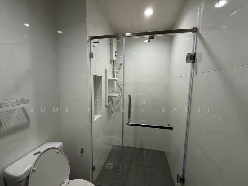 The Base Park West Sukhumvit 77, Bangkok, 11 Soi Sukhumvit 77 Sukhumvit Road, Phra Kanong Nua, Watthana, Bangkok, 1 Bedroom, 30 sqm, Condo For Rent, by Orapa Sumetheesirisakul, 500275543 - DDproperty.com