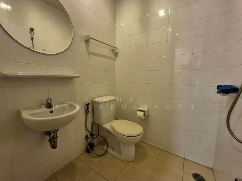 The Madison, Bangkok, Sukhumvit 41, Khlong Tan Nua, Watthana, Bangkok, 2 Bedrooms, 162 sqm, Condo For Rent, by Vichai  Annavakulthorn, 500275564 - DDproperty.com