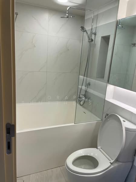 Walden Asoke, Bangkok, 120 12 Sukhumvit Road, Khlongtoei Nua, Watthana, Bangkok, 2 Bedrooms, 37 sqm, Condo For Rent, by Orapa Sumetheesirisakul, 500275565 - DDproperty.com