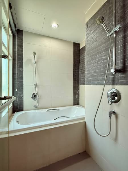 The Crest Sukhumvit 49, Bangkok, Sukhumvit 49, Khlong Tan Nua, Watthana, Bangkok, 1 Bedroom, 37 sqm, Condo For Rent, by Orapa Sumetheesirisakul, 500275583 - DDproperty.com