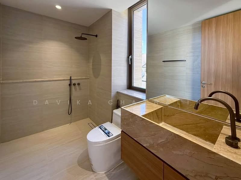 Townhome homeoffice sukhumvit 71 pridi 14, Bangkok, Phra Kanong Nua, Watthana, Bangkok, , 547 sqm, Office Space For Rent, by Davika Chatnalin, 500275585 - DDproperty.com