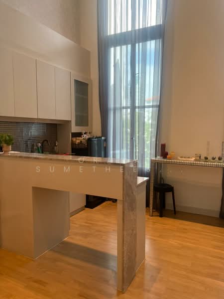 Baan Klang Krung Thonglor, Bangkok, 55 Soi Sukhumvit 55, Khlong Tan Nua, Watthana, Bangkok, 3 Bedrooms, 330 sqm, Townhouse For Rent, by Orapa Sumetheesirisakul, 500275632 - DDproperty.com