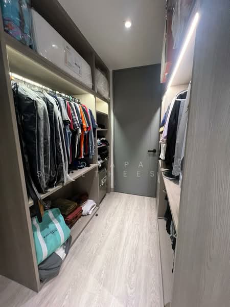 Baan Klang Krung Thonglor : บ้านกลางกรุงทองหล่อ, กรุงเทพ, 55 ซอยสุขุมวิท 55, คลองตันเหนือ, วัฒนา, กรุงเทพ, 330 ตร.ม., ทาวน์เฮ้าส์ ให้เช่า, โดย Orapa Sumetheesirisakul, 500275632 - DDproperty.com