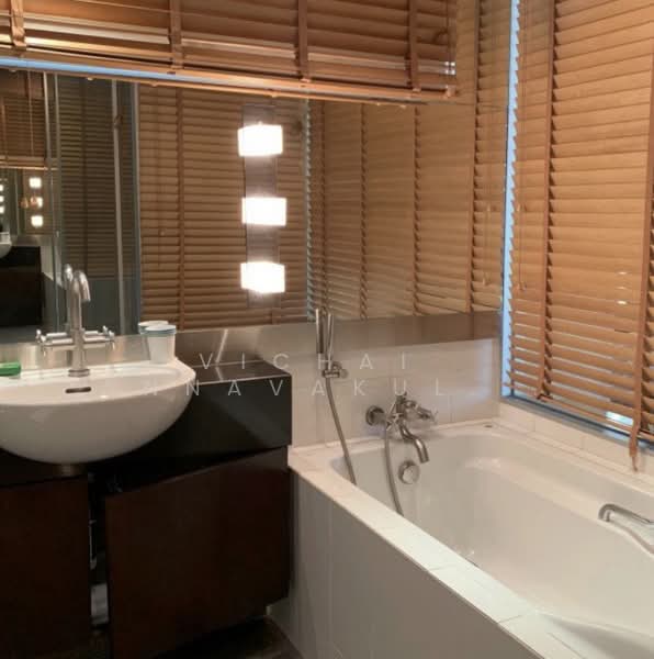 The Height, Bangkok, Soi Sukhumvit 55, Khlong Tan Nua, Watthana, Bangkok, 2 Bedrooms, 141 sqm, Condo For Rent, by Vichai  Annavakulthorn, 500275633 - DDproperty.com