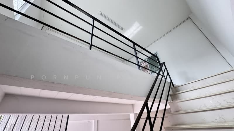 ประกาศให้เช่าโกดัง | Warehouse for Rent (Pattaya, Chonburi), Chon Buri (Pattaya), Nong Pla Lai, Bang Lamung (Pattaya), Chon Buri (Pattaya), , 300 sqm, Warehouse/Factory For Rent, by Pornpun Promlert, 500275670 - DDproperty.com