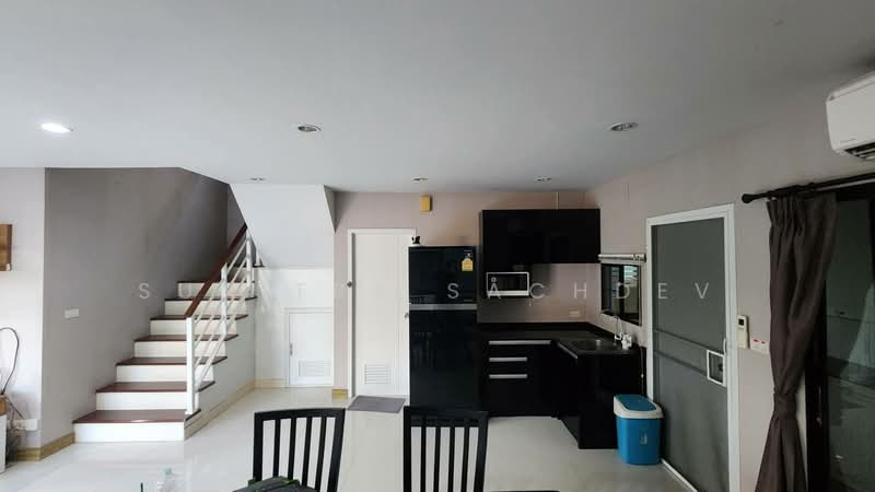 We 2 On Nut-Rama 9, Bangkok, On Nut Road, Prawet, Prawet, Bangkok, 3 Bedrooms, 210 sqm, Single Detached House For Sale, by Sunitra Sachdev, 500275704 - DDproperty.com