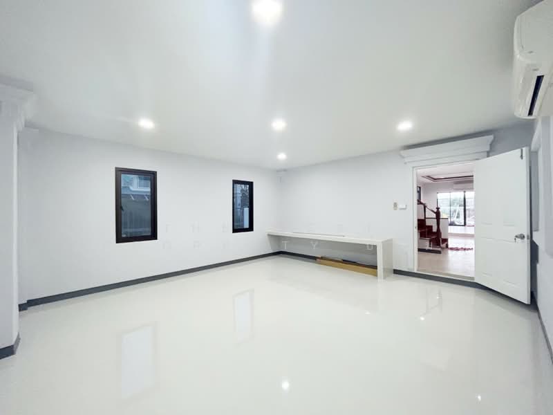 Place & Park Prachauthit 90, Samut Prakan, Prachauthit Road, Na Klua, Phra Samut Jadee, Samut Prakan, 4 Bedrooms, 150 sqm, Single Detached House For Sale, by The Best Property ป้อม, 500275716 - DDproperty.com