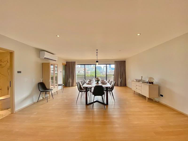 Silver Hill Residence, Bangkok, 98 Sukhumvit 65, Phra Kanong Nua, Watthana, Bangkok, 3 Bedrooms, 250 sqm, Apartment For Rent, by Piyawan Maiyapan, 500275722 - DDproperty.com