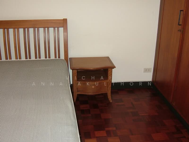 White Mansion, Bangkok, Soi Sukhumvit 24, Khong Tan, Khlong Toei, Bangkok, 2 Bedrooms, 120 sqm, Apartment For Rent, by Vichai  Annavakulthorn, 500275725 - DDproperty.com
