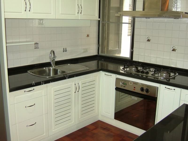 White Mansion, Bangkok, Soi Sukhumvit 24, Khong Tan, Khlong Toei, Bangkok, 2 Bedrooms, 120 sqm, Apartment For Rent, by Vichai  Annavakulthorn, 500275725 - DDproperty.com